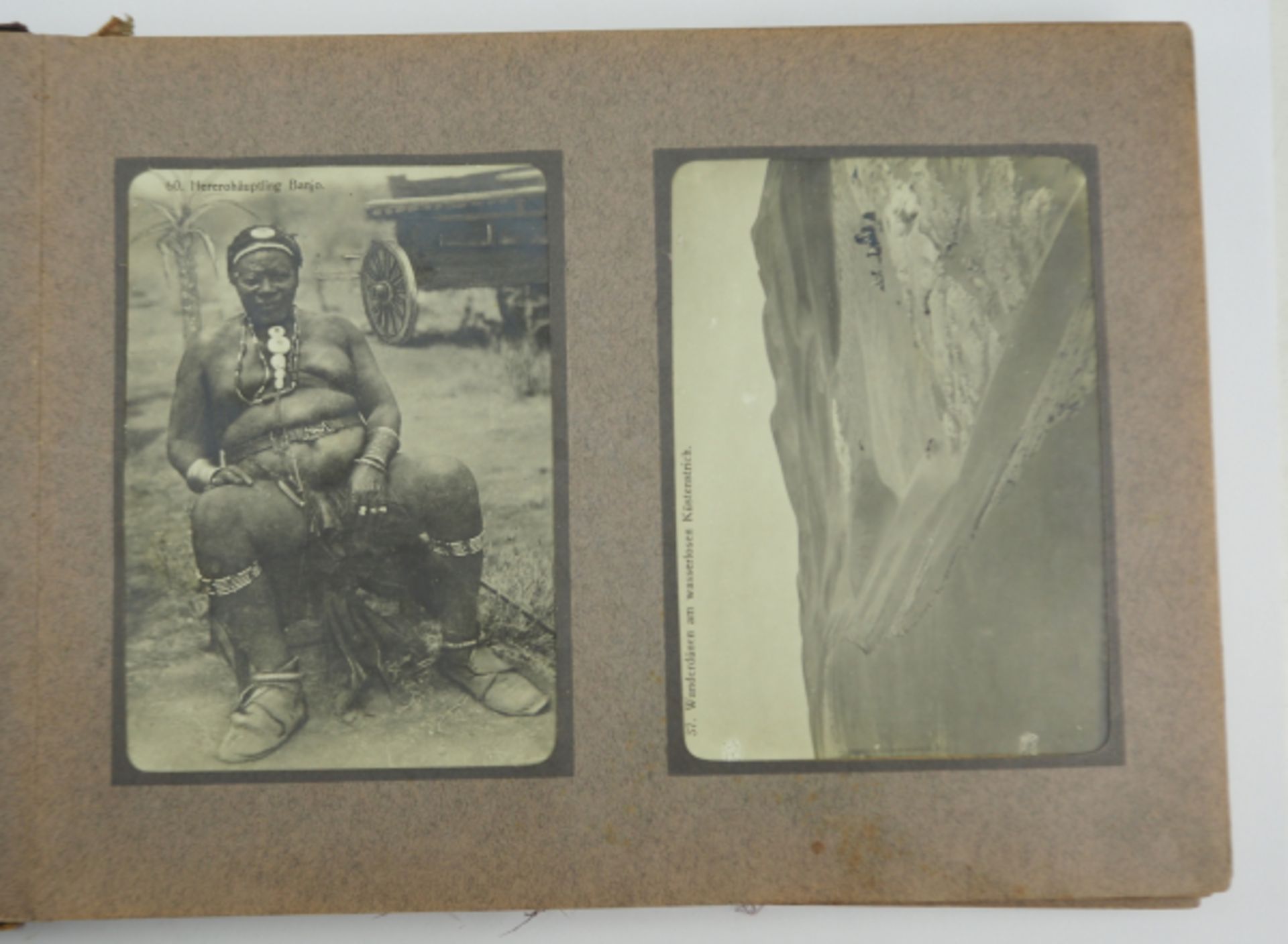 Deutsch Südwest-Afrika: Fotoalbum.Dunkler Einband, mit silbern geprägter Bezeichnung "Andenken an - Image 2 of 6