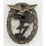Erdkampfabzeichen der Luftwaffe - M.u.K. 5.Zink, der silberne Adler dreifach vernietet, durchbrochen