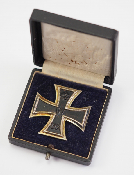 Preussen: Eisernes Kreuz, 1914, 1. Klasse, im Etui - KO.Geschwärzter Eisenkern, Silberzarge, an