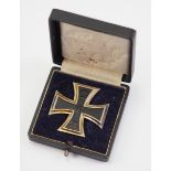Preussen: Eisernes Kreuz, 1914, 1. Klasse, im Etui - KO.Geschwärzter Eisenkern, Silberzarge, an