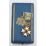 Lettland: Orden der drei Sterne, 1. Modell (1924-1940), Offizierskreuz, im Etui.Silber vergoldet,