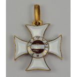 Österreich: Militär-Maria Theresia-Orden, Ritterkreuz.Vergoldet, emailliert, die Medaillons