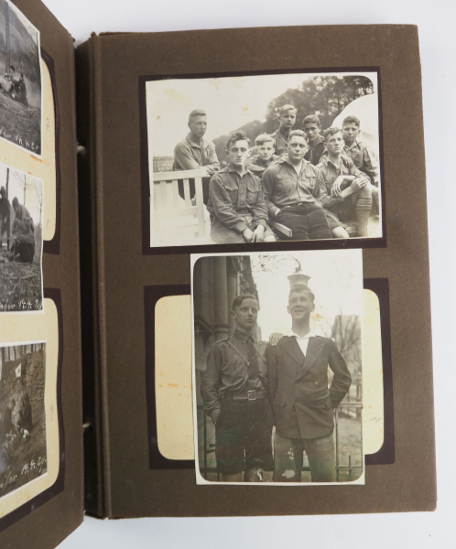HJ Fotoalbum.Brauner Pappeinband, mit 46 Fotos, teils beschriftet, beginnt im Jahre 1926, mit frühen - Image 3 of 4