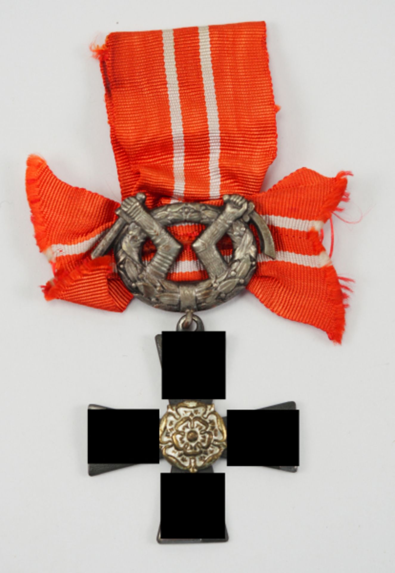 Finnland: Orden des Freiheitskreuzes, 1941, 4. Klasse mit Schwertern.Eisen geschwärzt, versilbert,