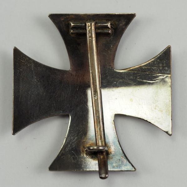 Preussen: Eisernes Kreuz, 1914, 1. Klasse, im Etui - 800.Geschwärzter Eisenkern, Silberzarge, leicht - Image 2 of 5