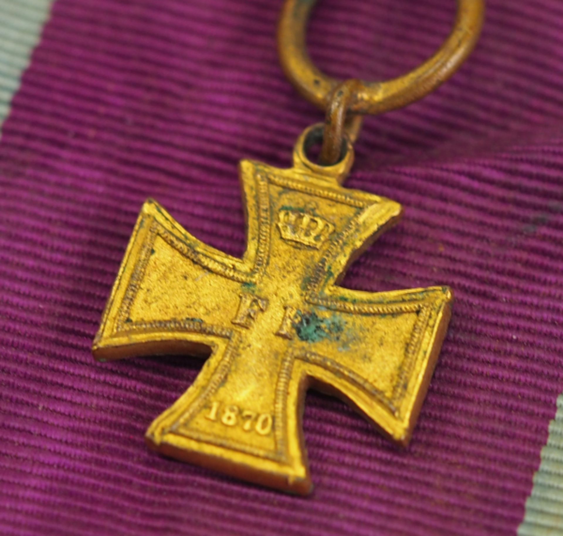 Mecklenburg-Schwerin: Militär-Verdienstkreuz, 1870, 2. Klasse Miniatur.Bronze vergoldet, fein - Image 2 of 3