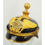 Preussen: Pickelhaube für Offiziere des Garde-Fußartillerie-Regiments - Berlin-Spandau.Schwarzer