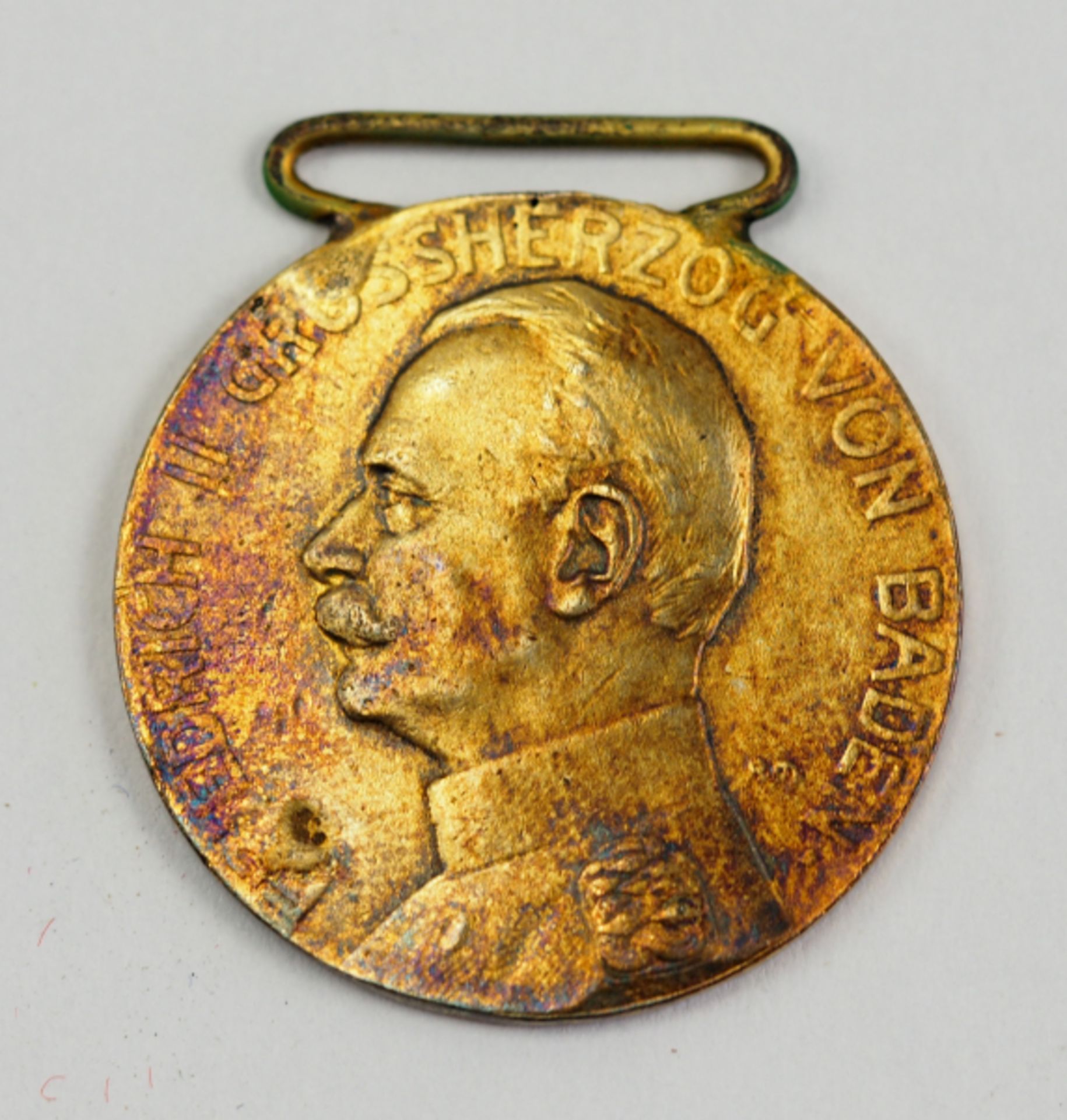 Baden: Kleine Goldene Verdienstmedaille, 1916-1918.Weißmetall vergoldet.Zustand: II- - -23.00 %
