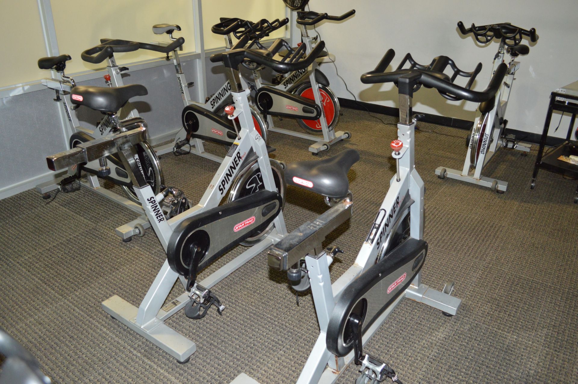 STAR TRAC SPIN BIKE PRO MODEL - Image 3 of 3