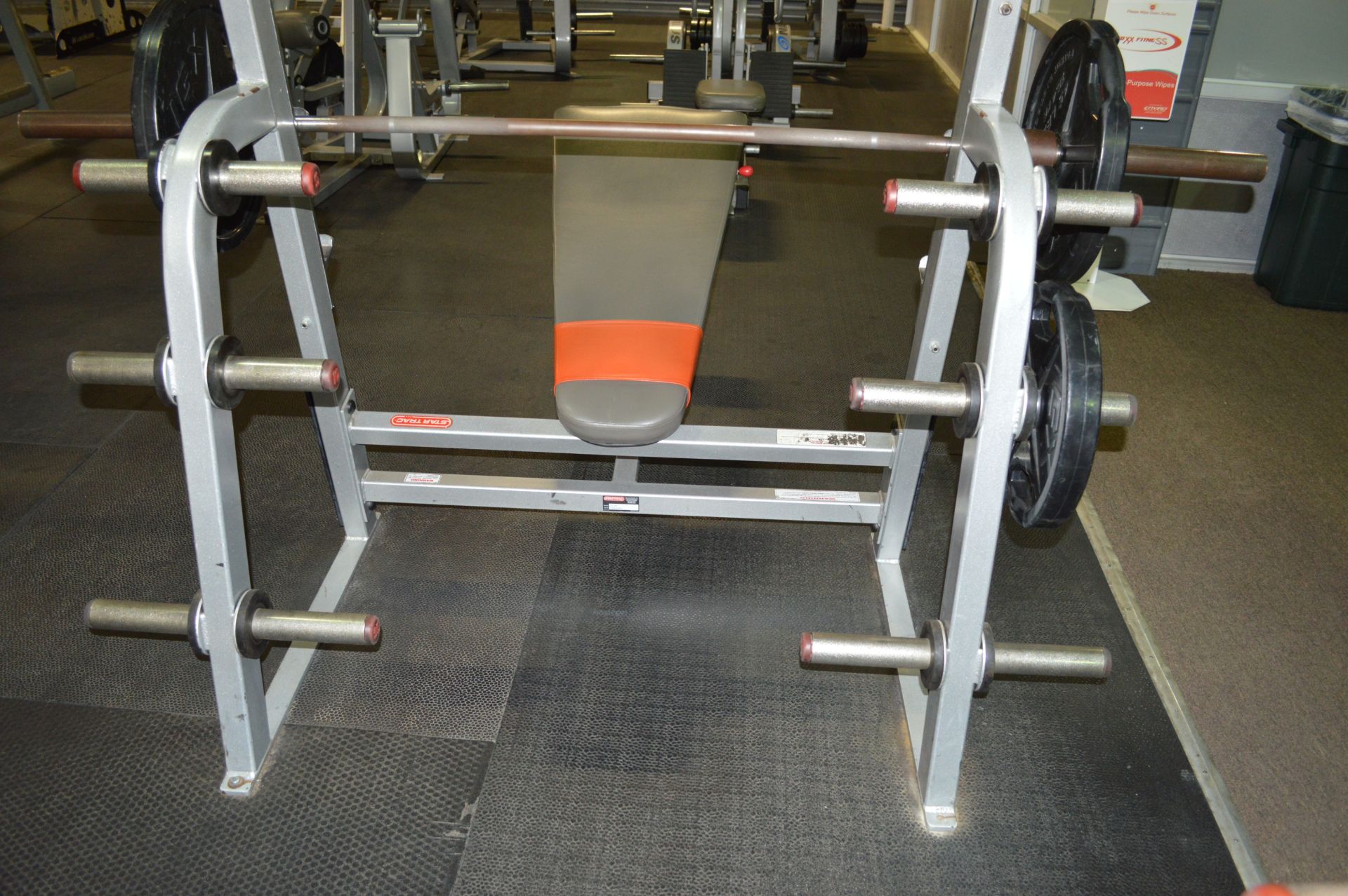 STAR TRAC ANGLE BENCH - Image 2 of 2