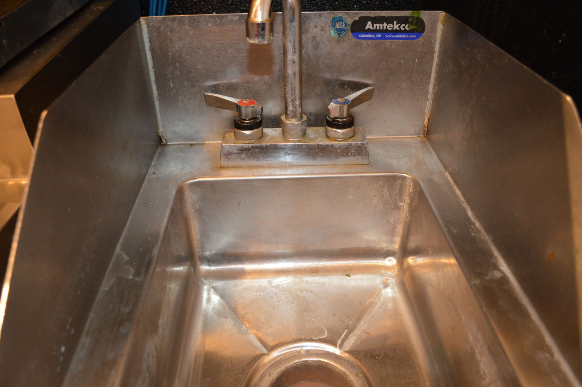 HAND SINK AND STAND - Image 2 of 2