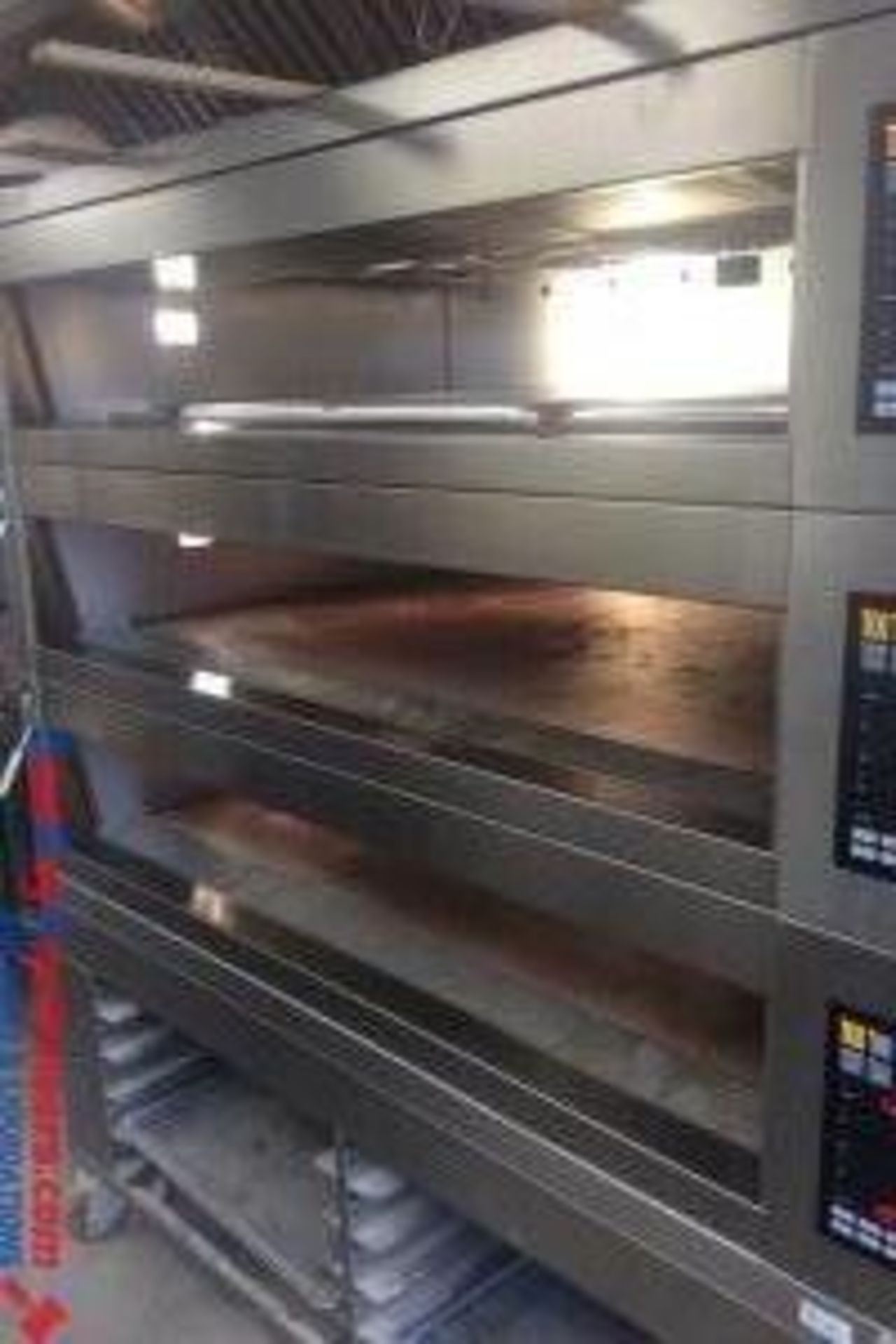 TRIPLE DECK ELECTRIC BAKE OVENS - Image 6 of 8