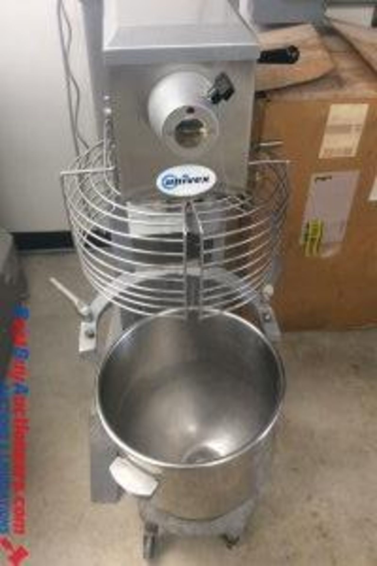 UNIVEX MODEL SRM 40 + SINGLE PHASE 230 VOLTS 40 QUART MIXER