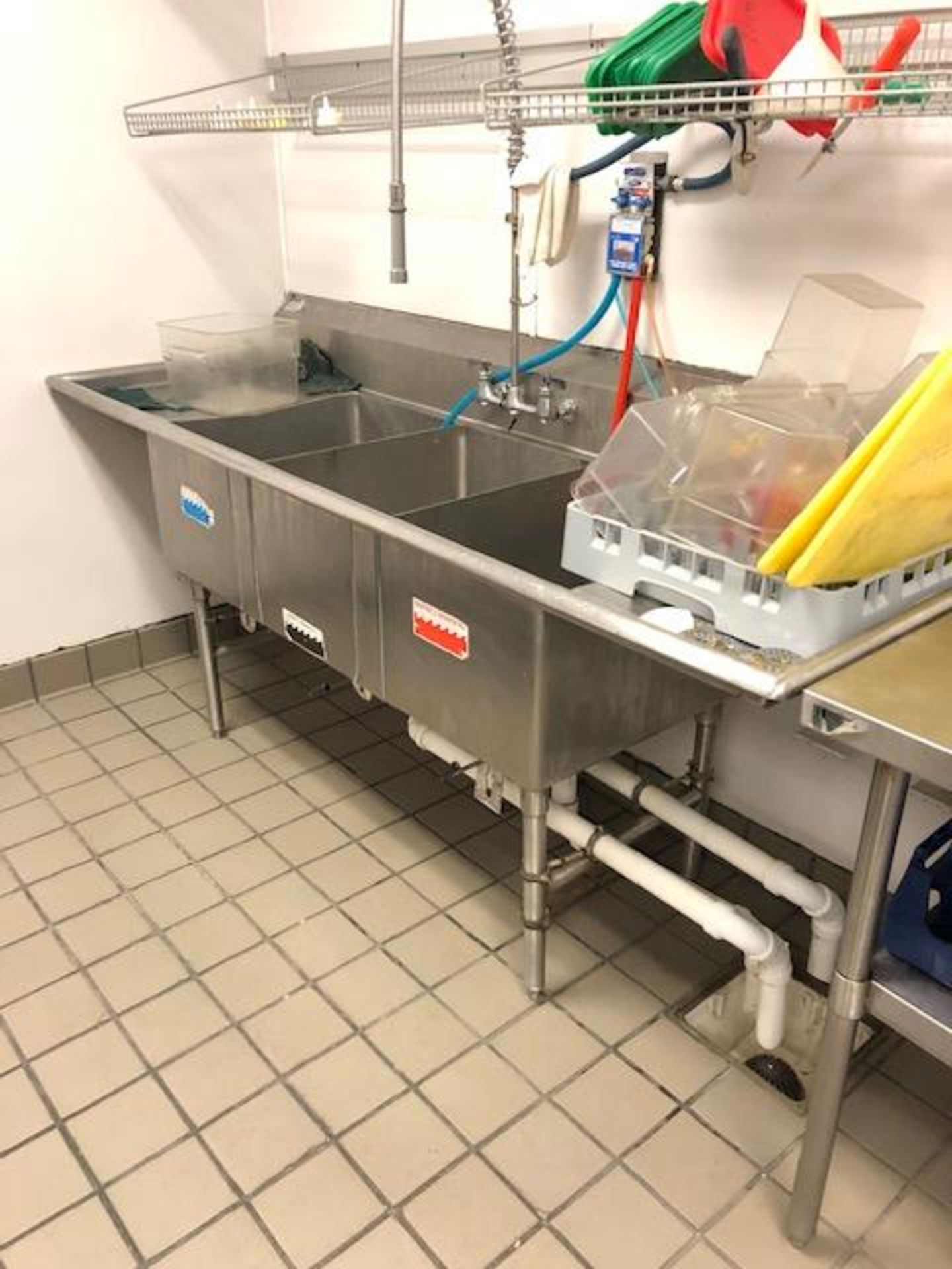 3 BAY POT WASH STATION SINK WITH SIDE SHELVES