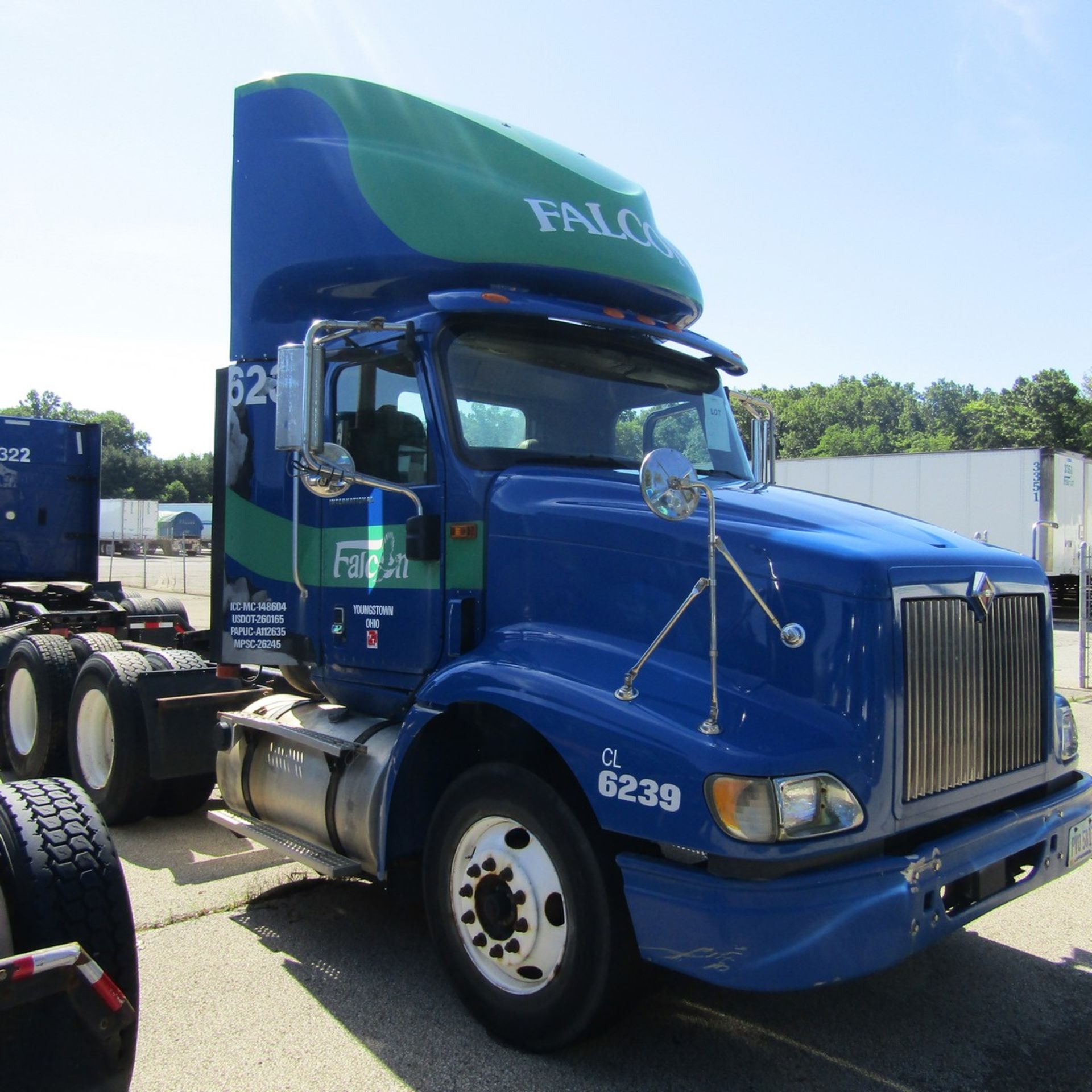 2007 INTERNATIONAL Model 9200i SBA 6x4, Non-Sleeper Conventional, Cummins ISX15 Engine, Eaton Fuller - Image 2 of 9