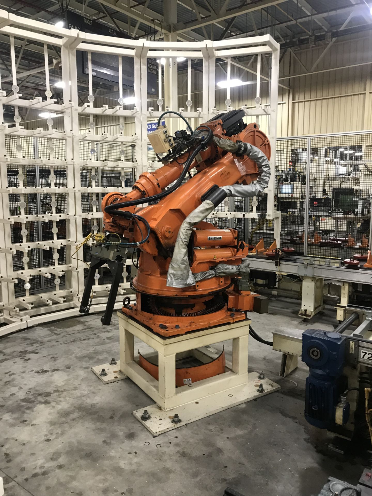 2002 Nachi SH-133-01 Robot