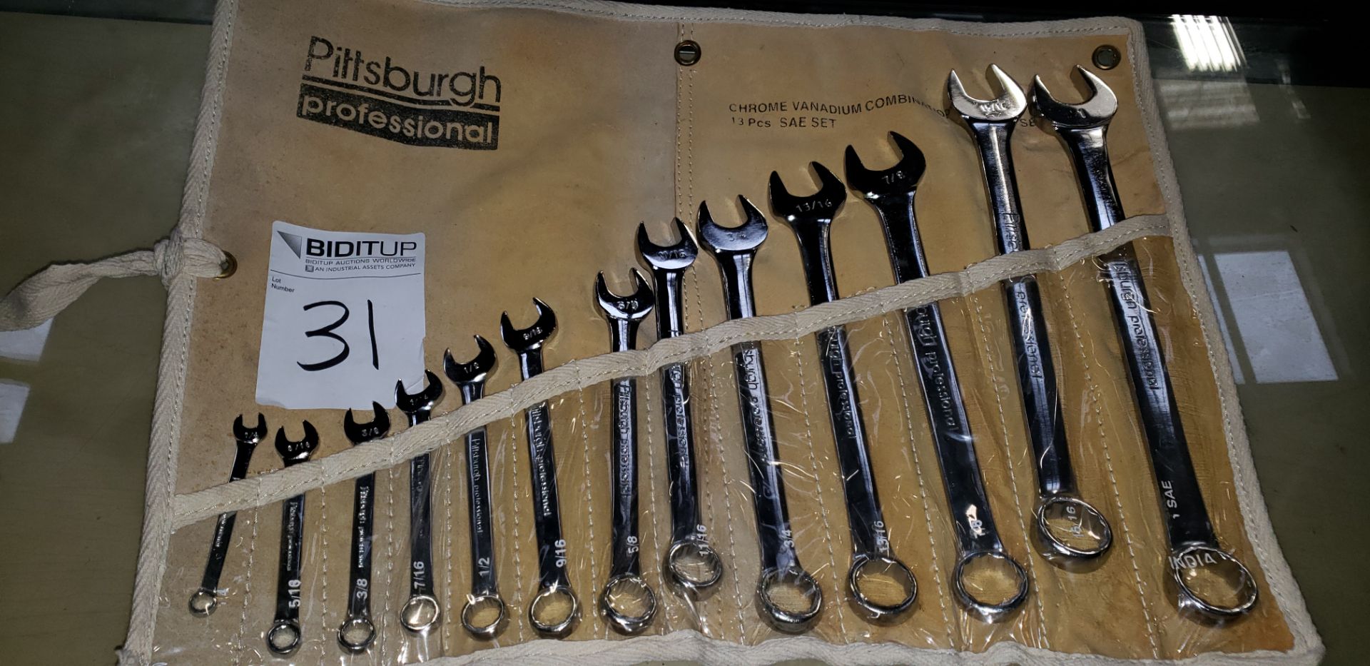 Pittsburg PRO Pittsburg PRO Chrome Vanadium 22pc. Combination Wrench Set (1) SAE 1" to 1/4", (1)