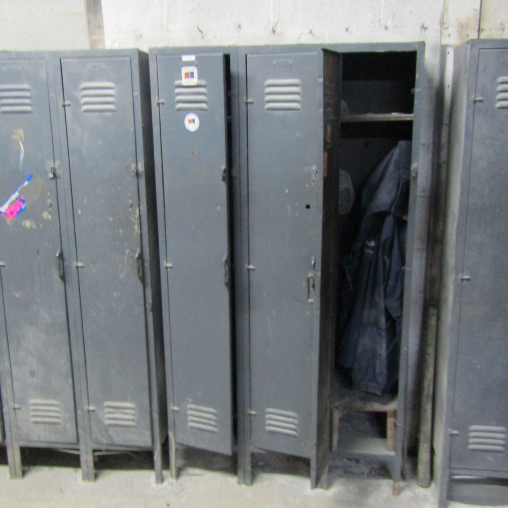 Locker Units - Image 3 of 5