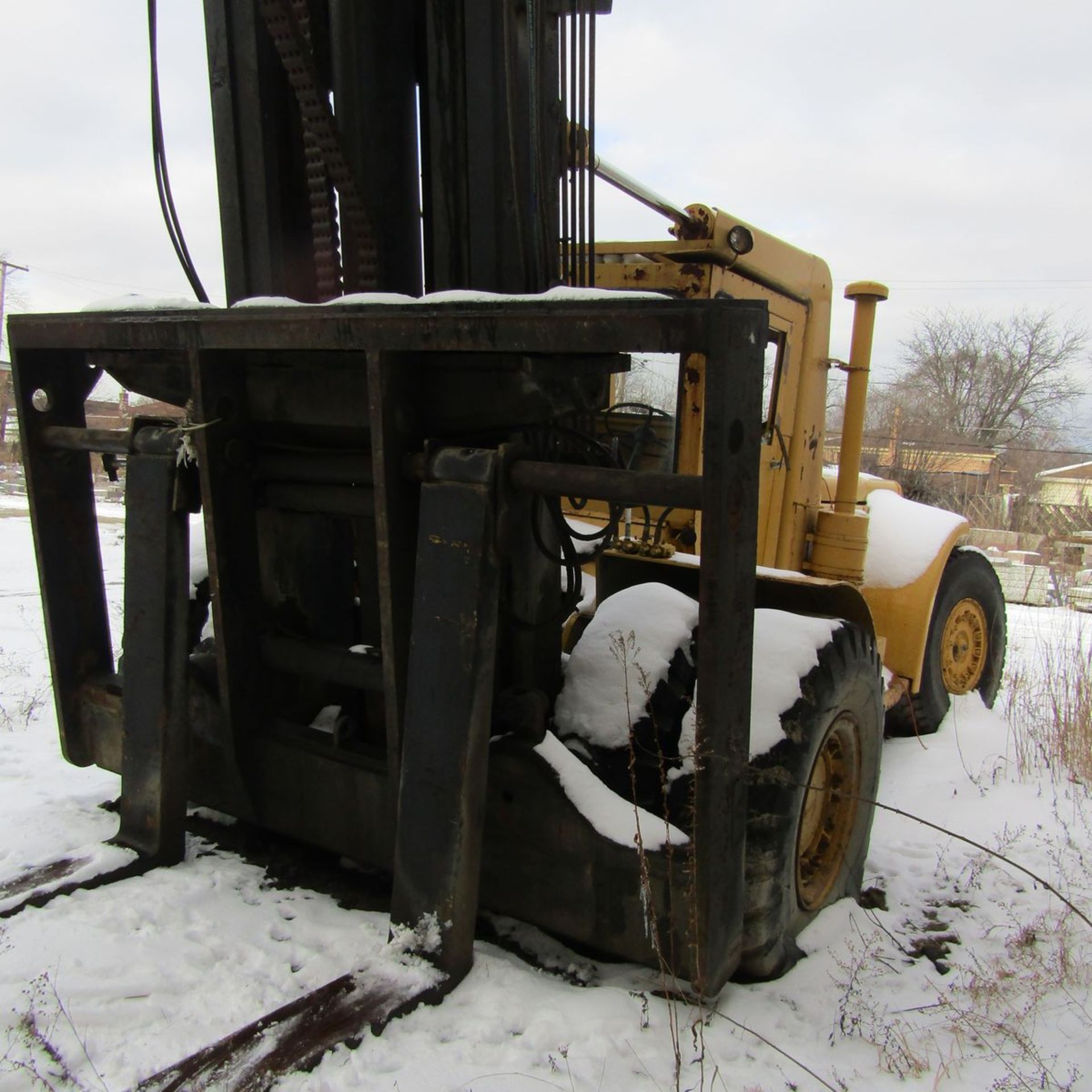 Hyster H520B Forklift - Image 4 of 8