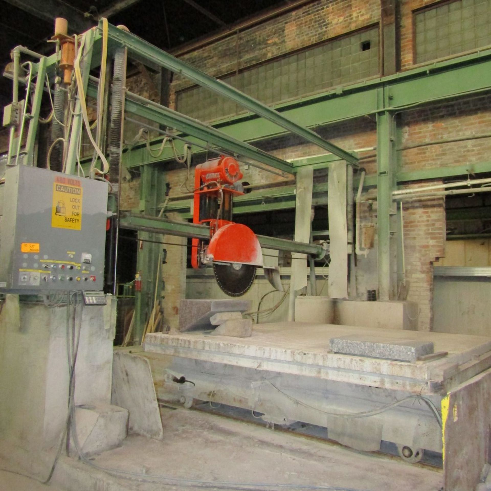 Johnson Bridge Type Slab Saw