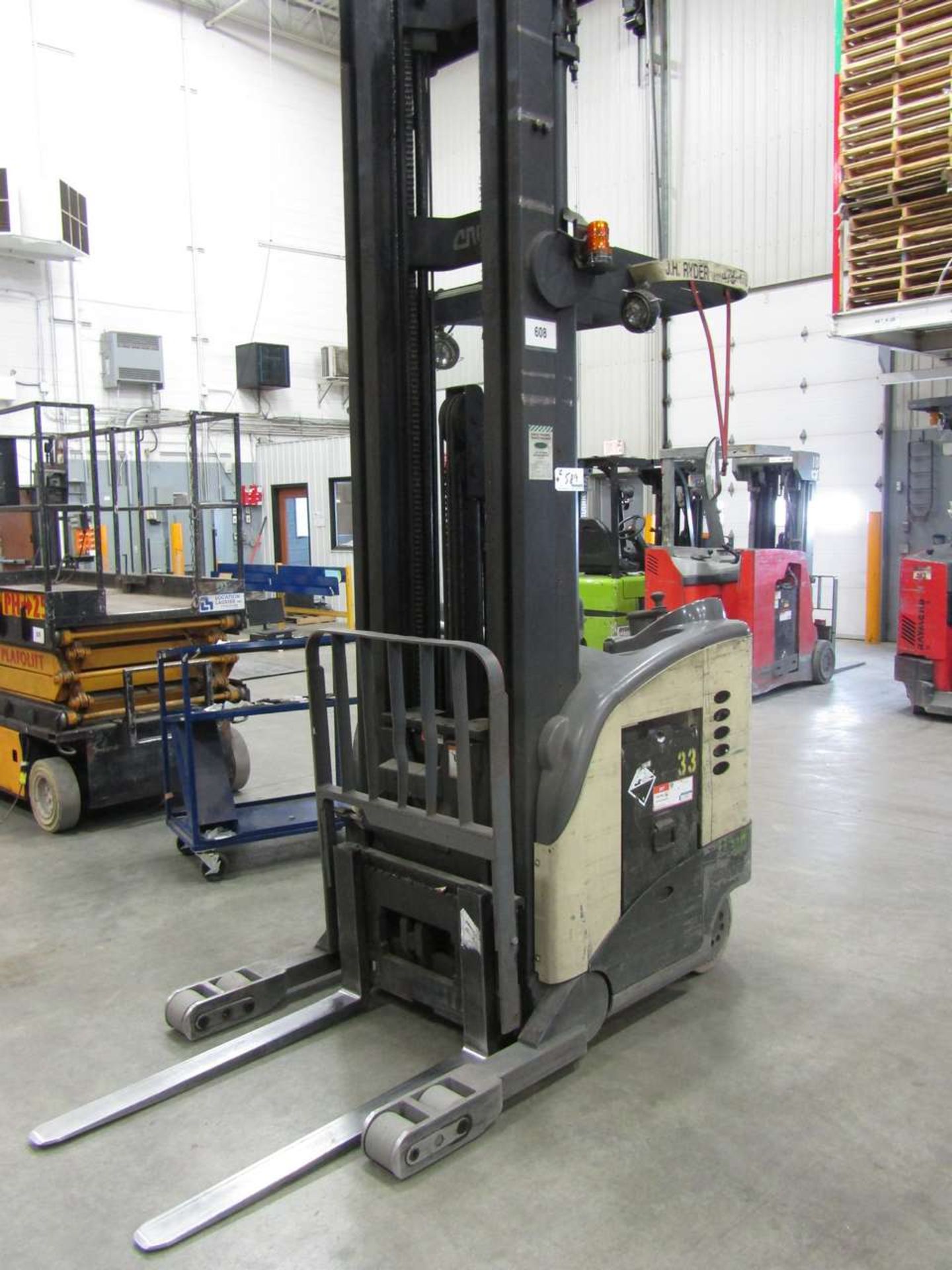 Crown RR5020-45 Stand up Electric Reach truck Tall Mast