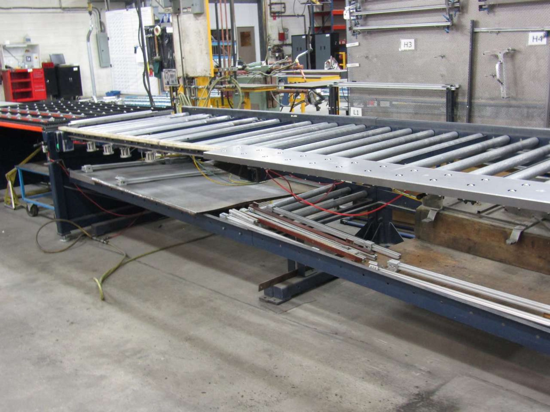 Roller Conveyor/Positioning Feeder Table