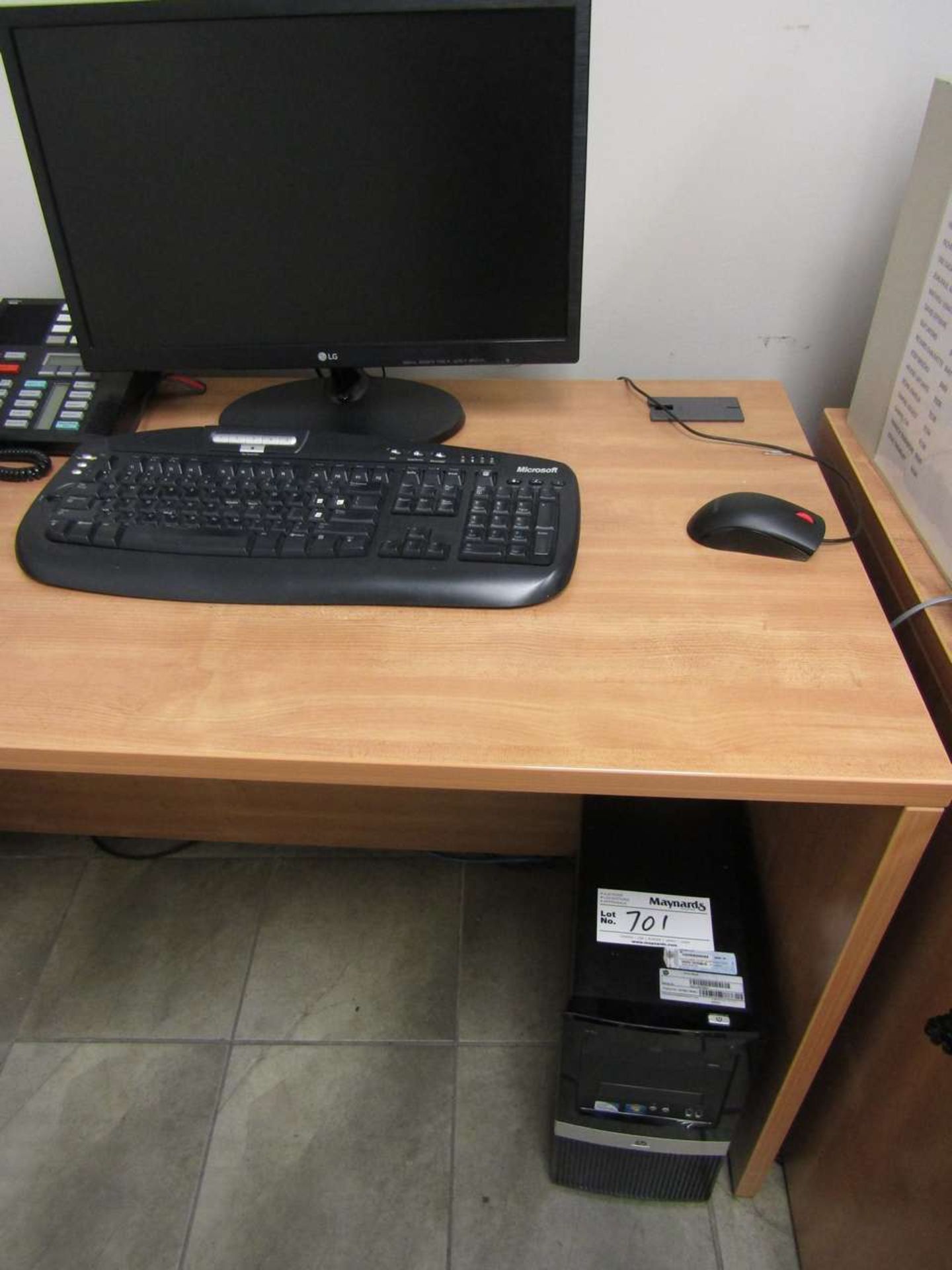 HP Computer with 21" LG Monitor