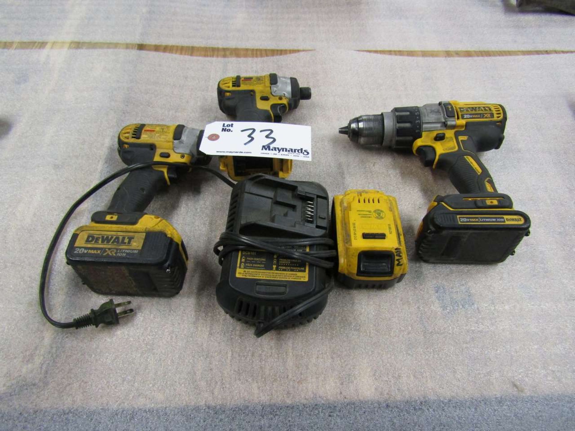 Dewalt 3 Cordless Drills with Batteries and 1 Charger