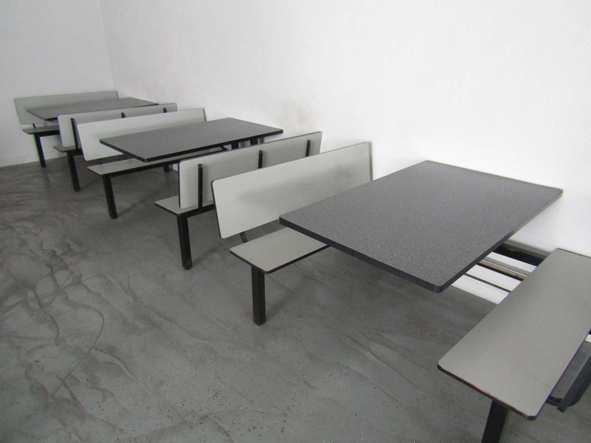 11 Lunchroom Tables