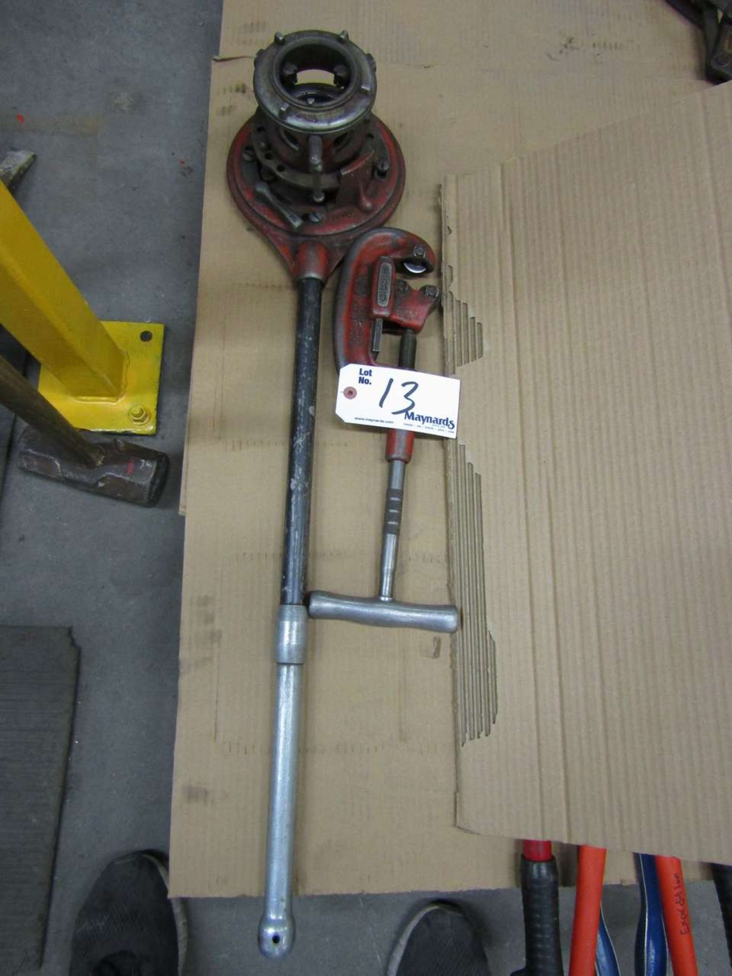 Pipe Cutter and Pipe Threader