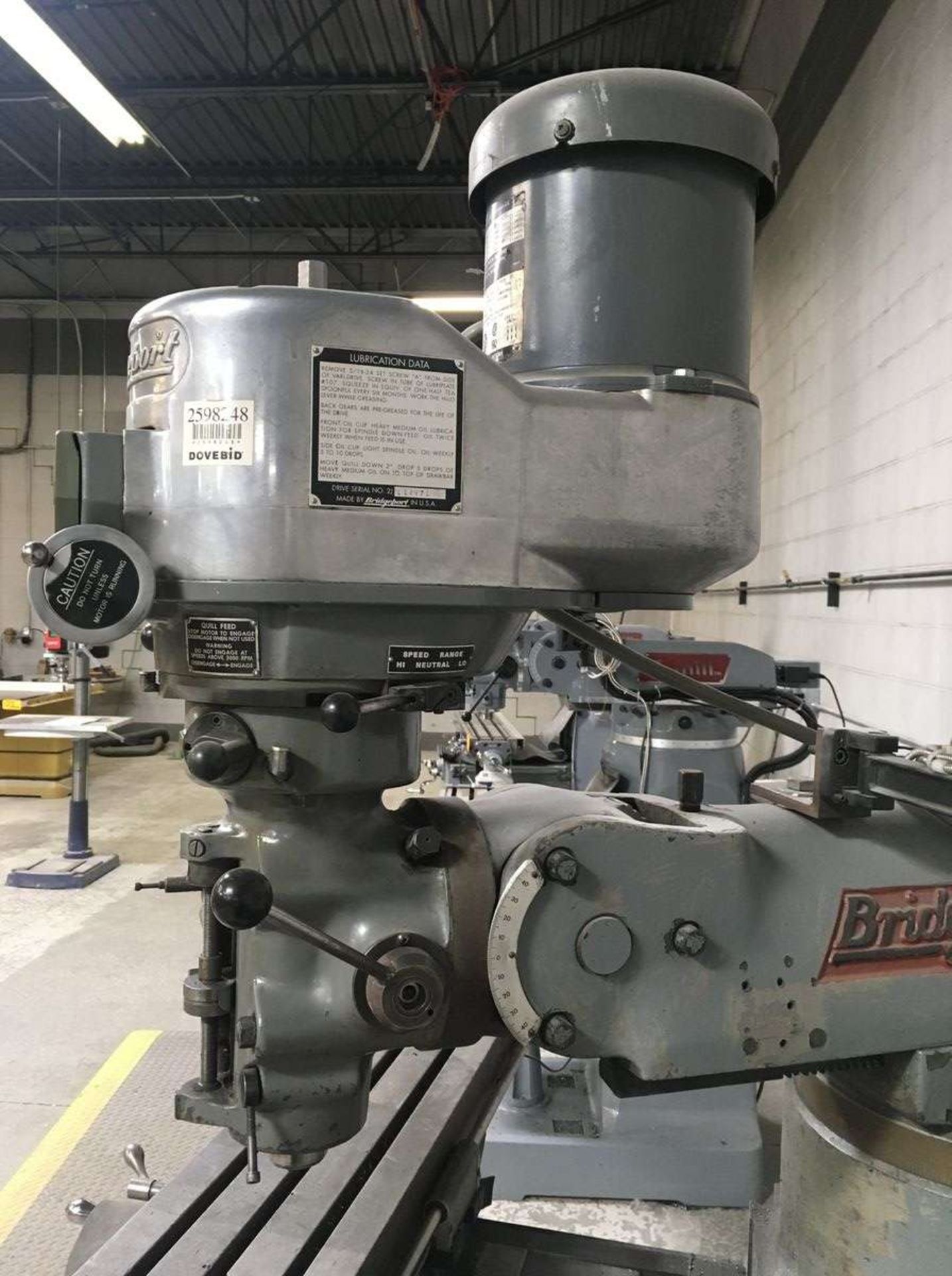 Bridgeport 6606 Vertical Milling Machine - Image 3 of 9