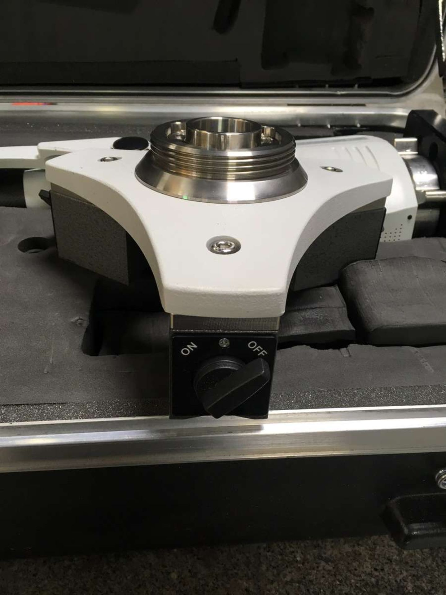 Hexagon Calibration 4.5 Romer Absolute Arm - Image 7 of 9