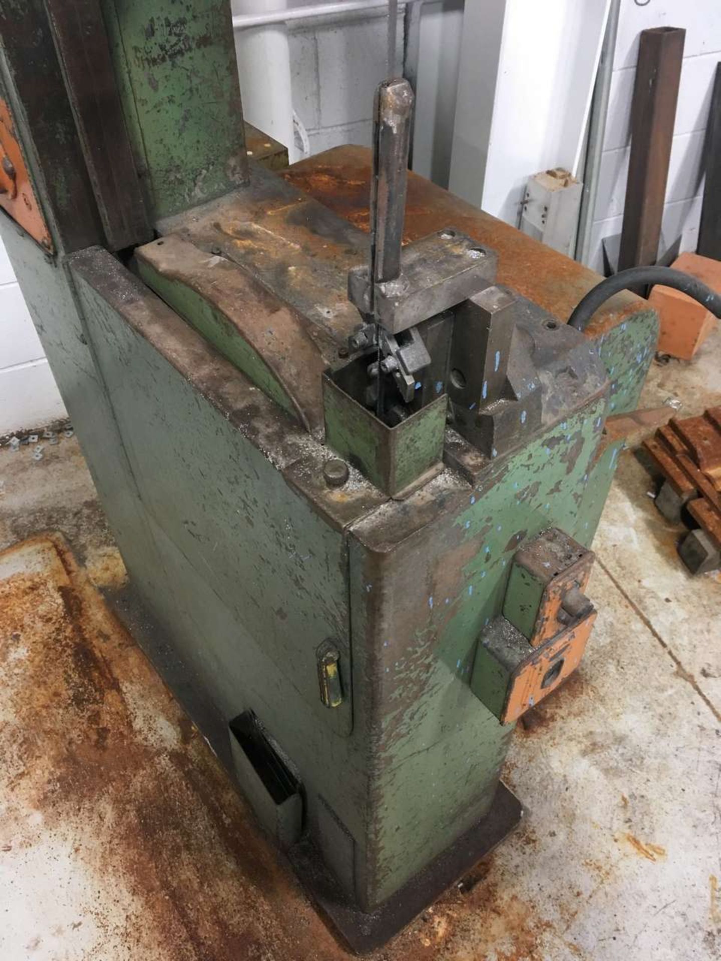 Do all ML 14'' Vertical Metal Cutting Band Saw - Image 4 of 5