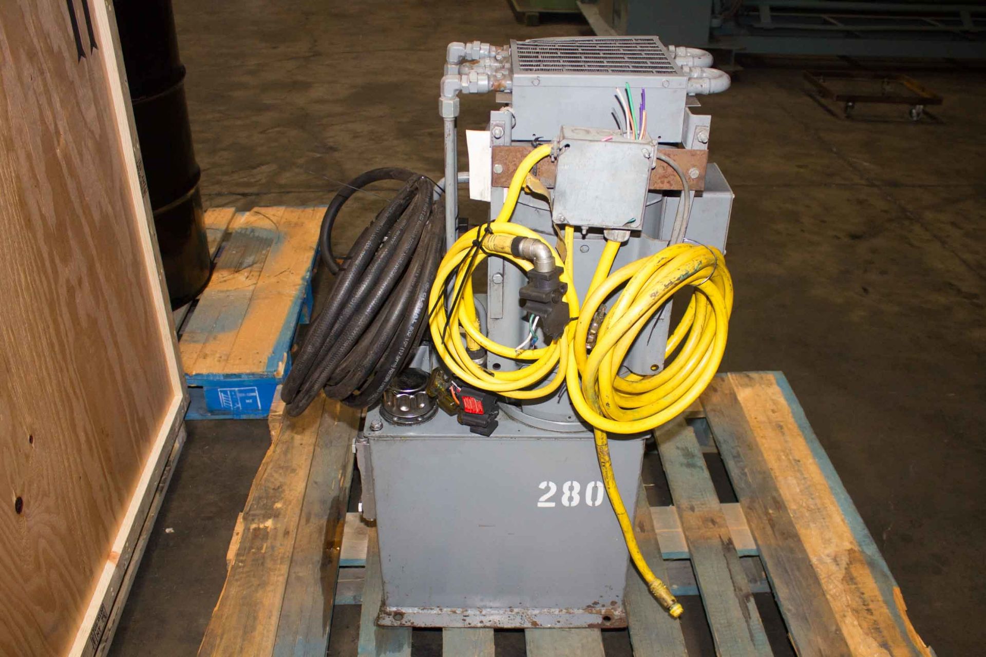 10 HP x 10 Gallons Parker V-Pak Hyd. Power Pack Unit - Located In: Huntington Park, CA - Image 3 of 7