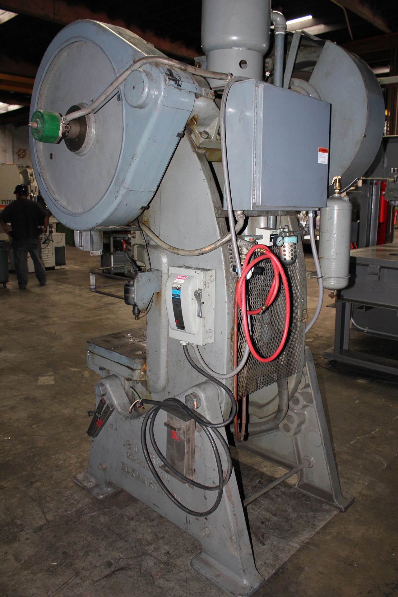 60-Ton L & J OBI Punch Press 30" x 18" Metal Forming Machine - Located In: Huntington Park, CA - Image 4 of 8