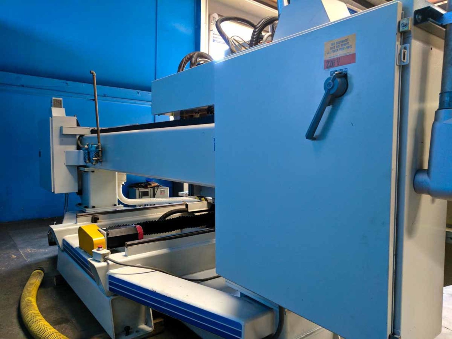 Komo VR805Q Fanuc CNC Metal Router 3 Axis 4 Spindle 96" x 60" Sheet Size - Located In: Huntington - Image 9 of 25