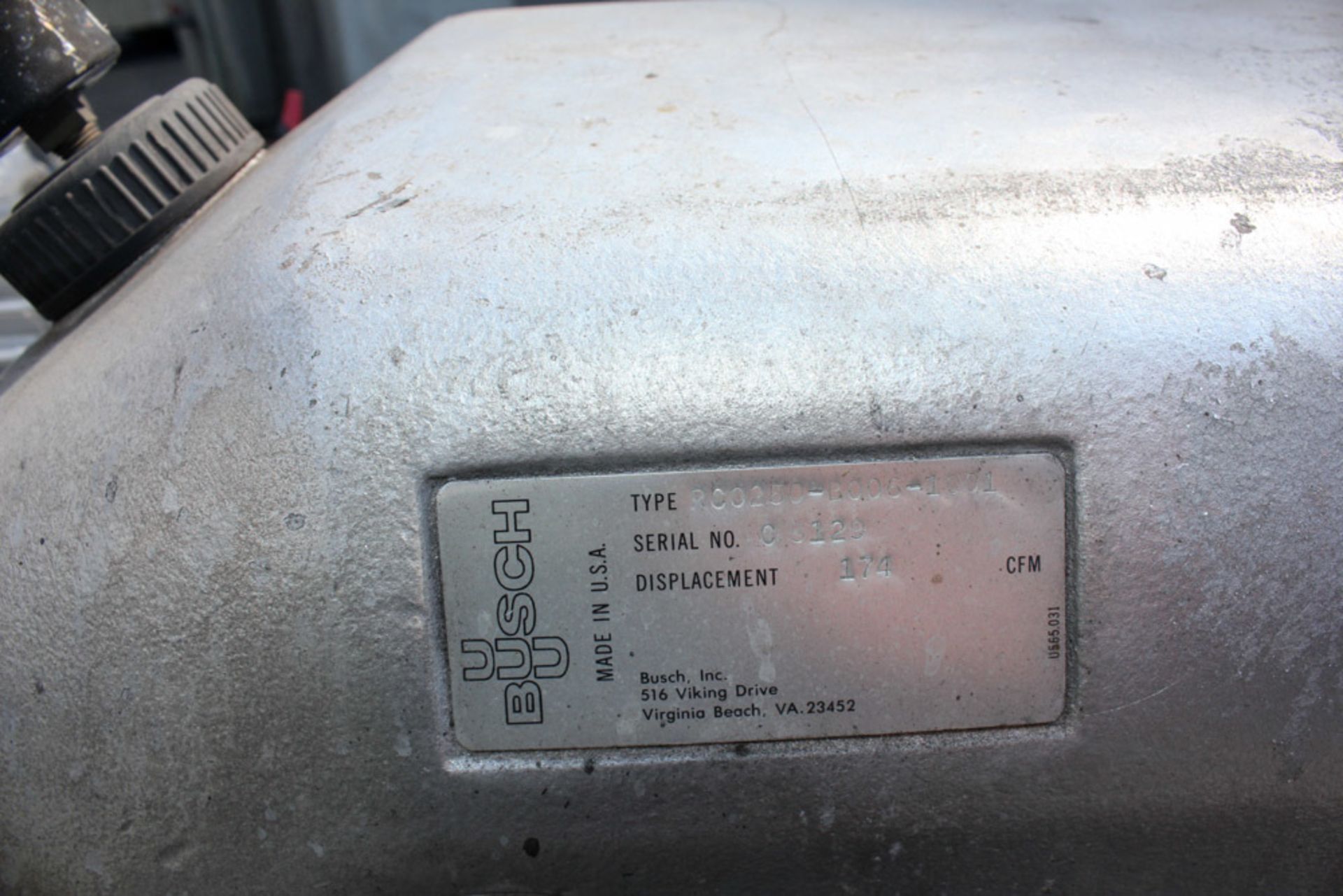 10HP Busch Rotary Vane Vacuum Pump and Motor 174 CFM Mdl. RCO250-B006-1001 - Located In: - Image 3 of 6