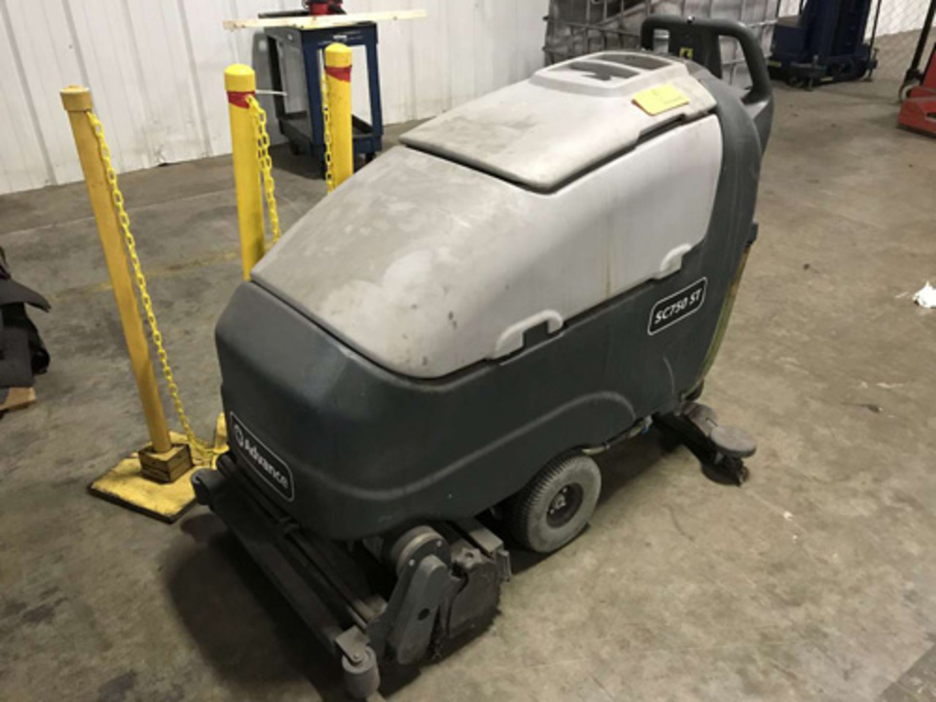 26" Advance SC750ST-28C Industrial Floor Scrubber Electric W Charger - Located In: Huntington - Image 2 of 4