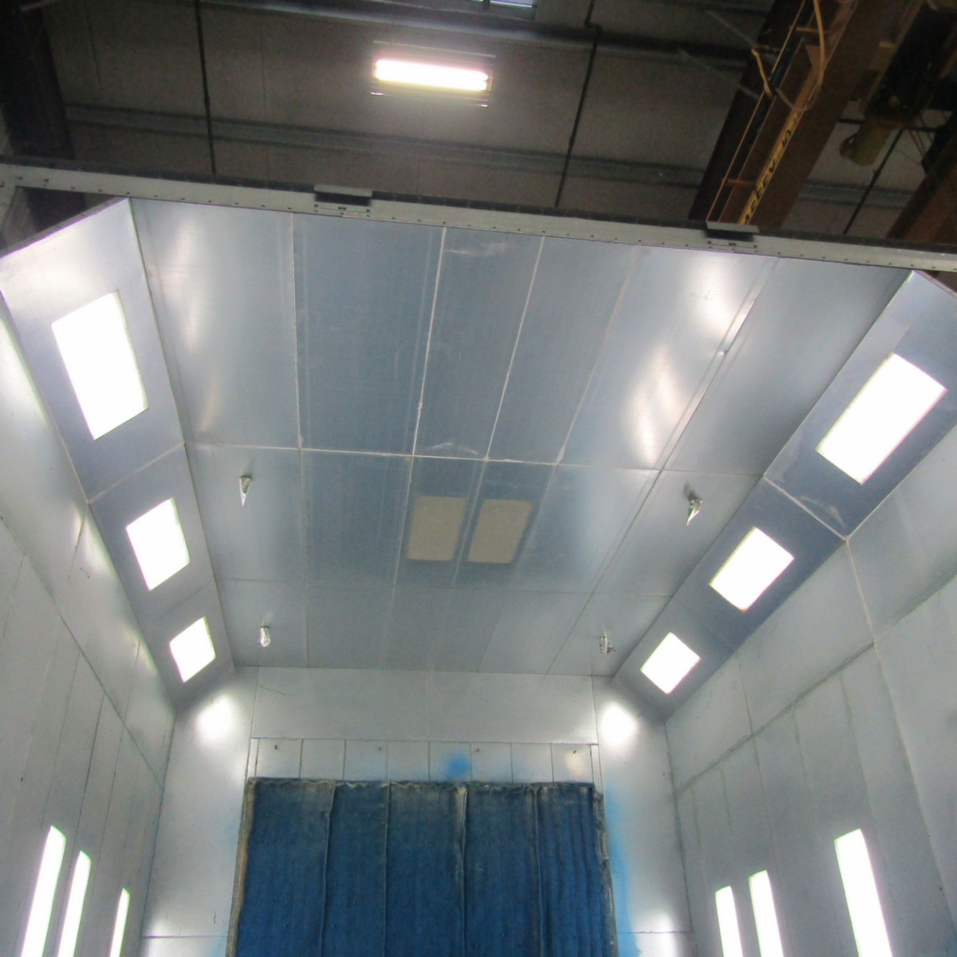 DeVilbliss Paint Booth 20' x 20' x 20', (2) 5 HP Exhaust Fans @ 28,214 cfm, Sprinkler Tower, Lights - Image 5 of 9