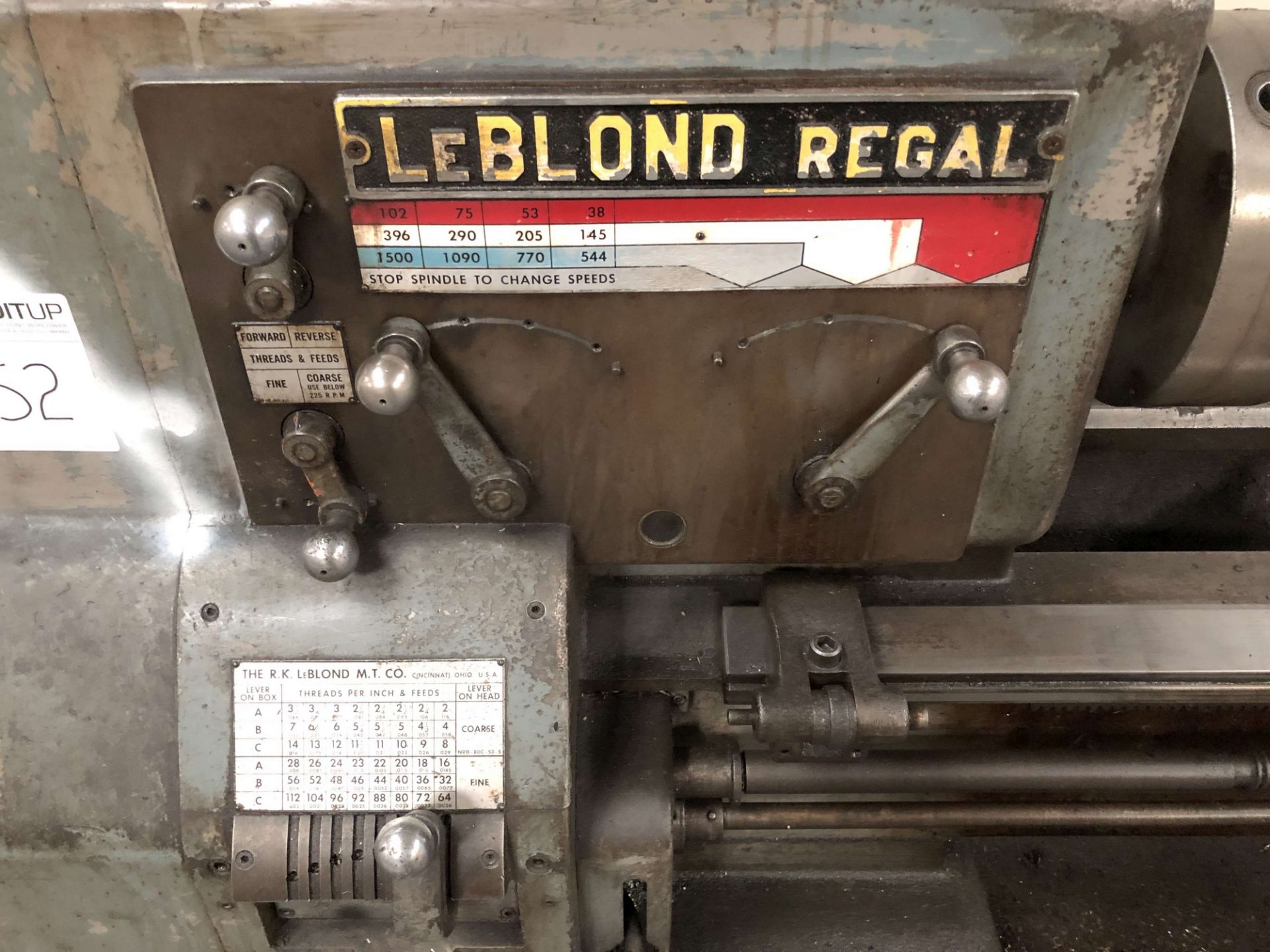 LeBlond Regal 18" x 48" Lathe, 38-1500 RPM, 1-1/2" Spindle Bore, 10" 3-Jaw Chuck, Tailstock, Tool - Image 4 of 4