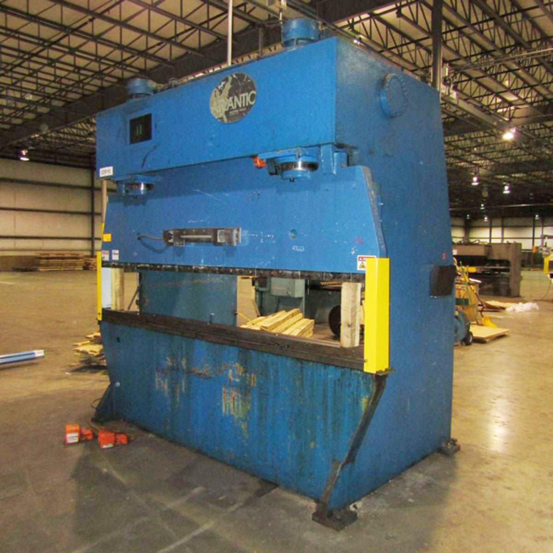 Atlantic Hyd. Press Brake, 250-Ton x 10' - Located In Painesville, OH - 8420 - Image 3 of 8