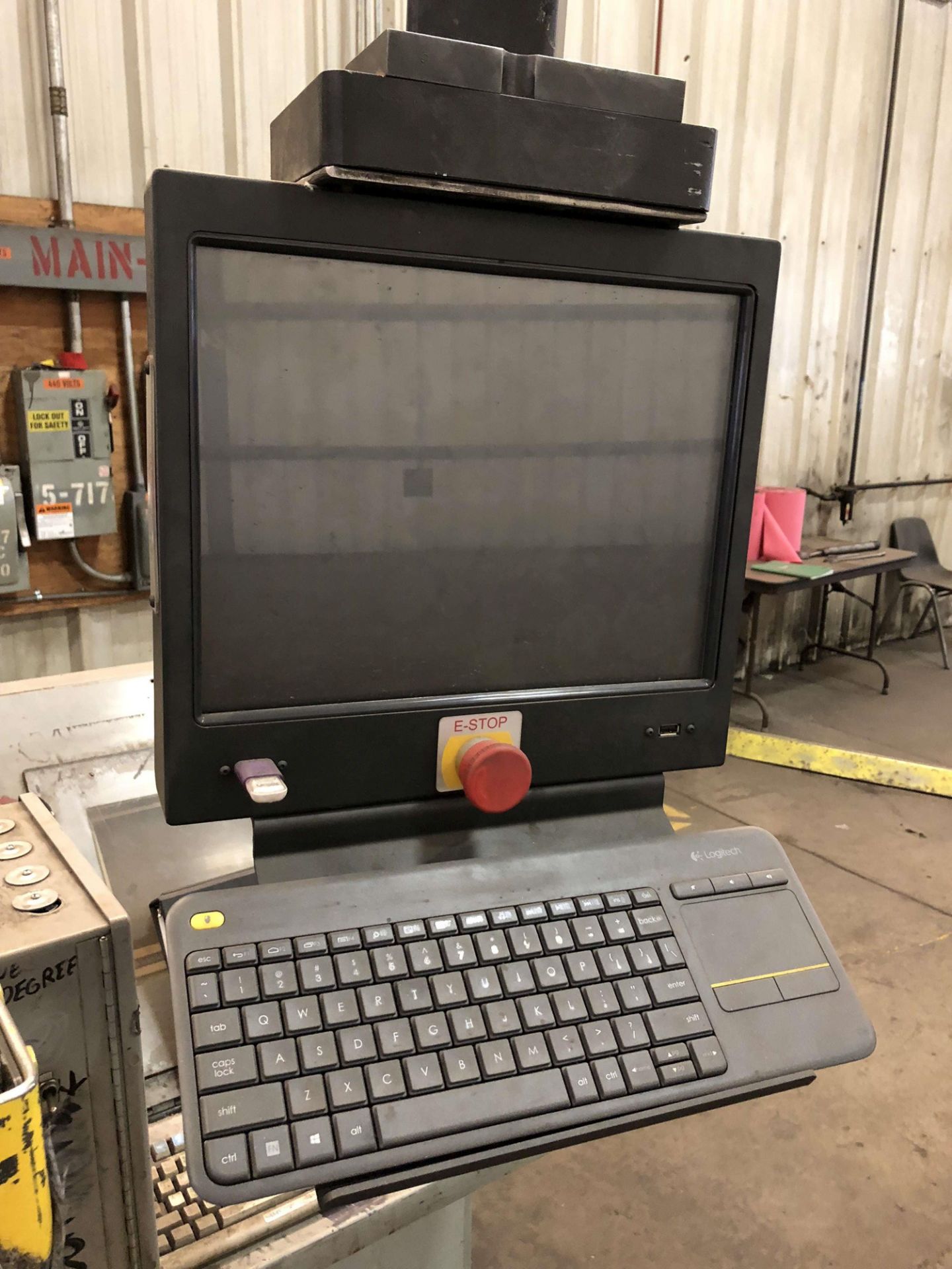 Pacific CNC Hyd. Press Brake, 400-Ton x 30' - Located In Pomona, CA - 8332 - Image 12 of 24