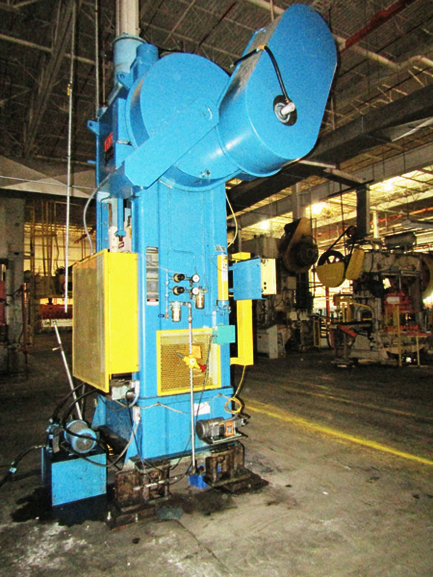 Niagara SSDC Presses, 100-Ton x 36" x 36" - Located in Painesville, OH - 7570 - Image 5 of 7