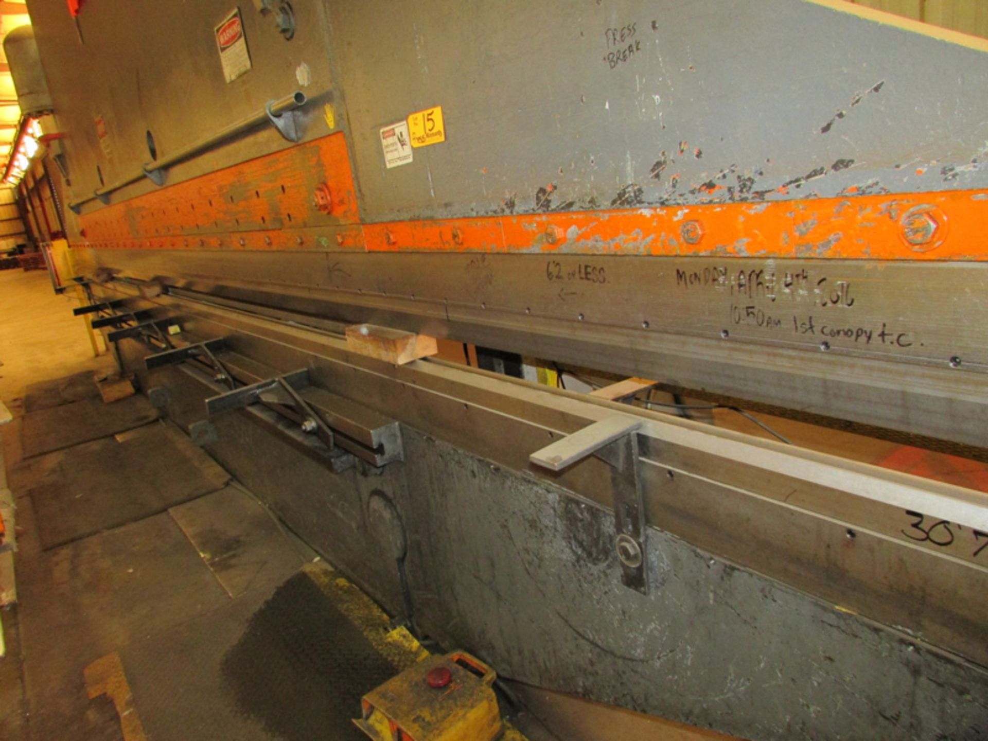 Pacific CNC Hyd. Press Brake, 400-Ton x 30' - Located In Pomona, CA - 8332 - Image 4 of 24