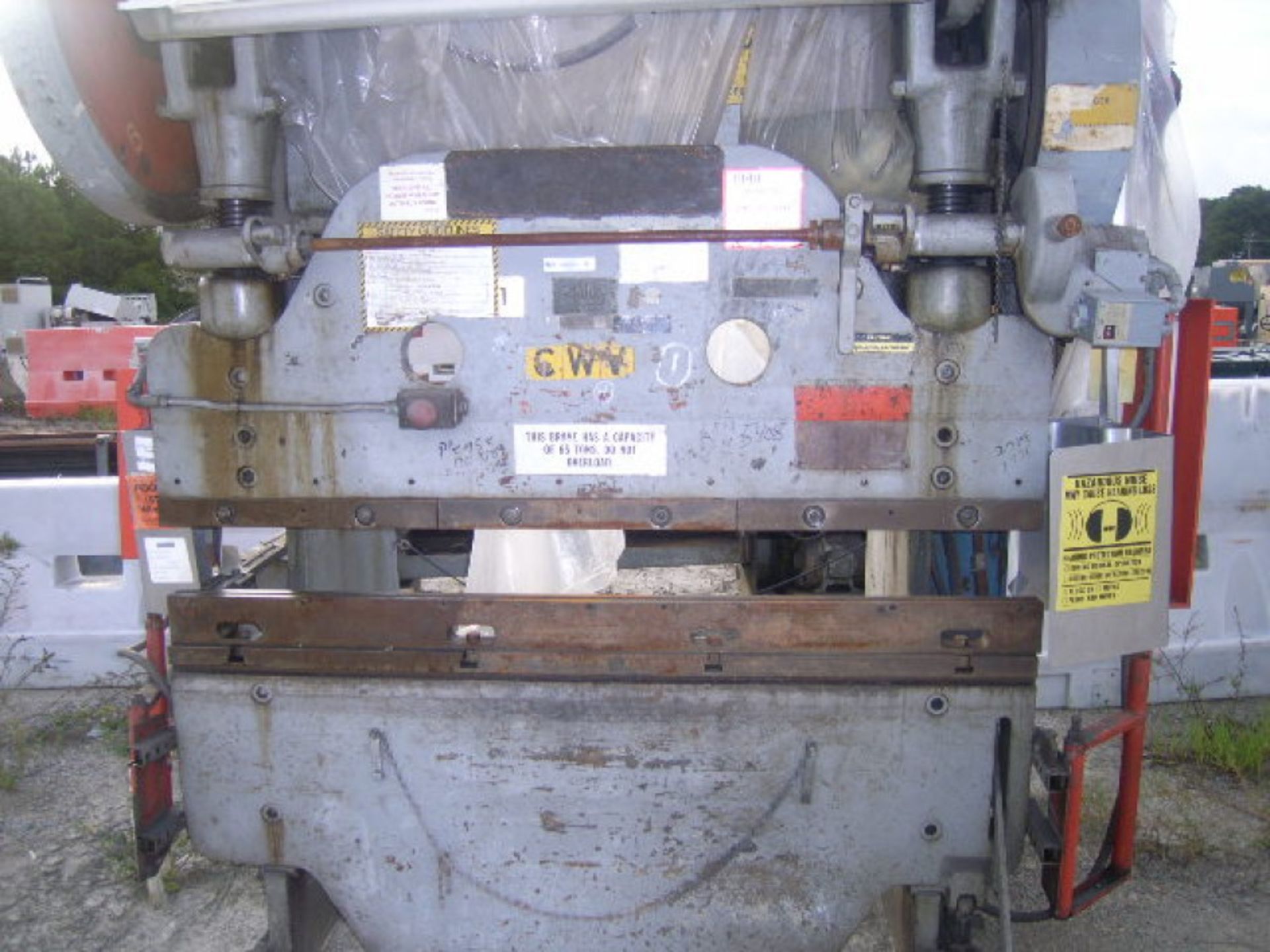 Cincinnati Mechanical Press Brake, 100-Ton x 6' - Located In Painesville, OH - 7037