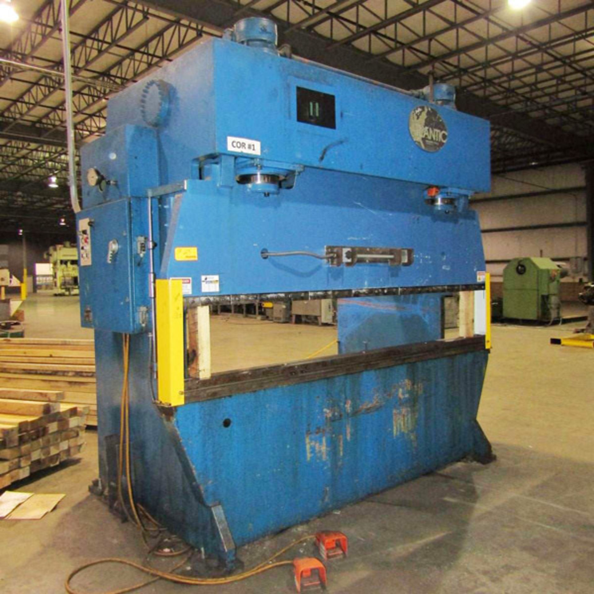 Atlantic Hyd. Press Brake, 250-Ton x 10' - Located In Painesville, OH - 8420 - Image 2 of 8