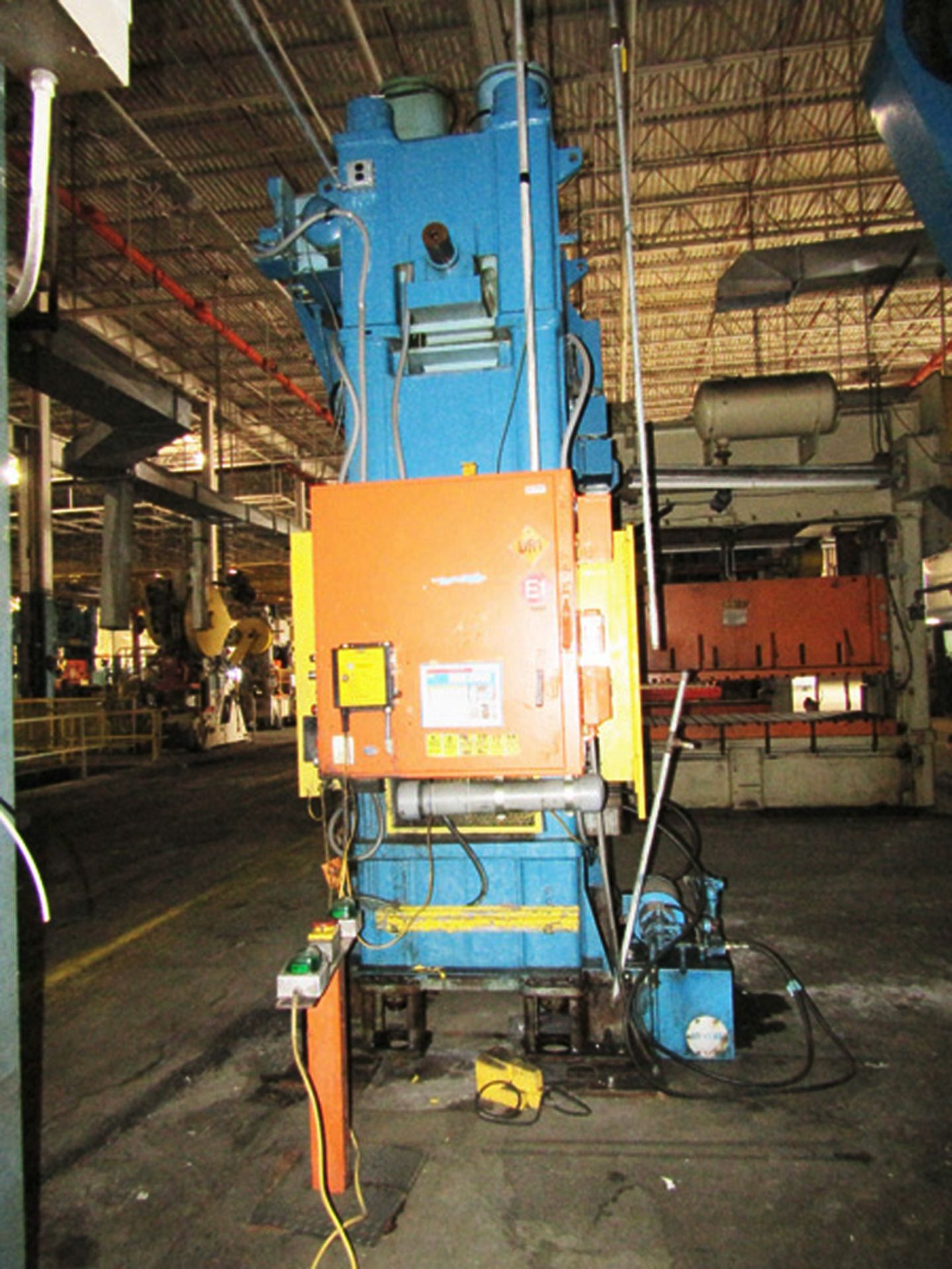 Niagara SSDC Presses, 100-Ton x 36" x 36" - Located in Painesville, OH - 7570 - Image 2 of 7