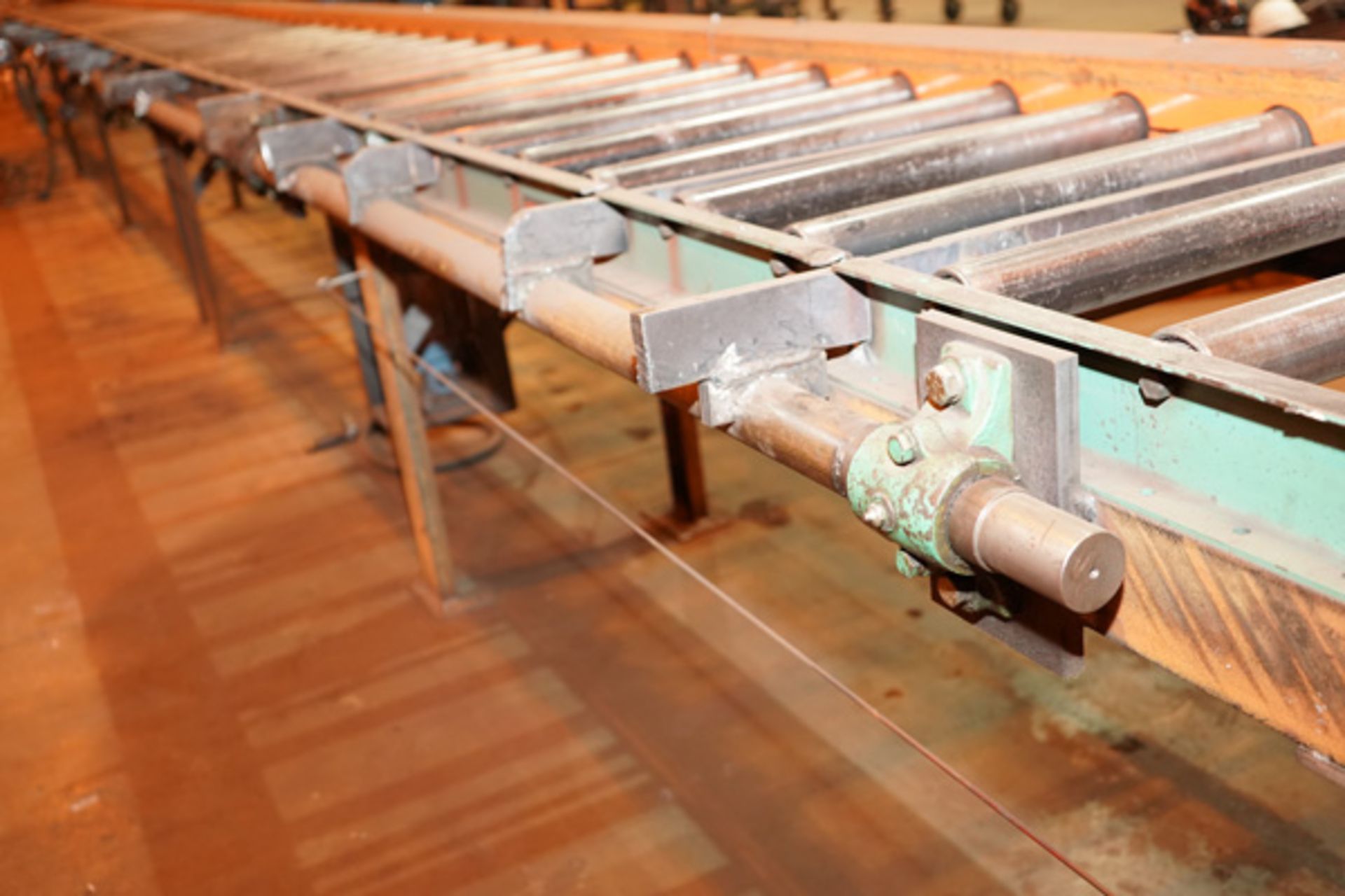 Roach Stackers and Conveyors, 70' Conveyor, 24'' Wide, w/ 7' Stackers, w/ 9' Small Rails - Image 4 of 12