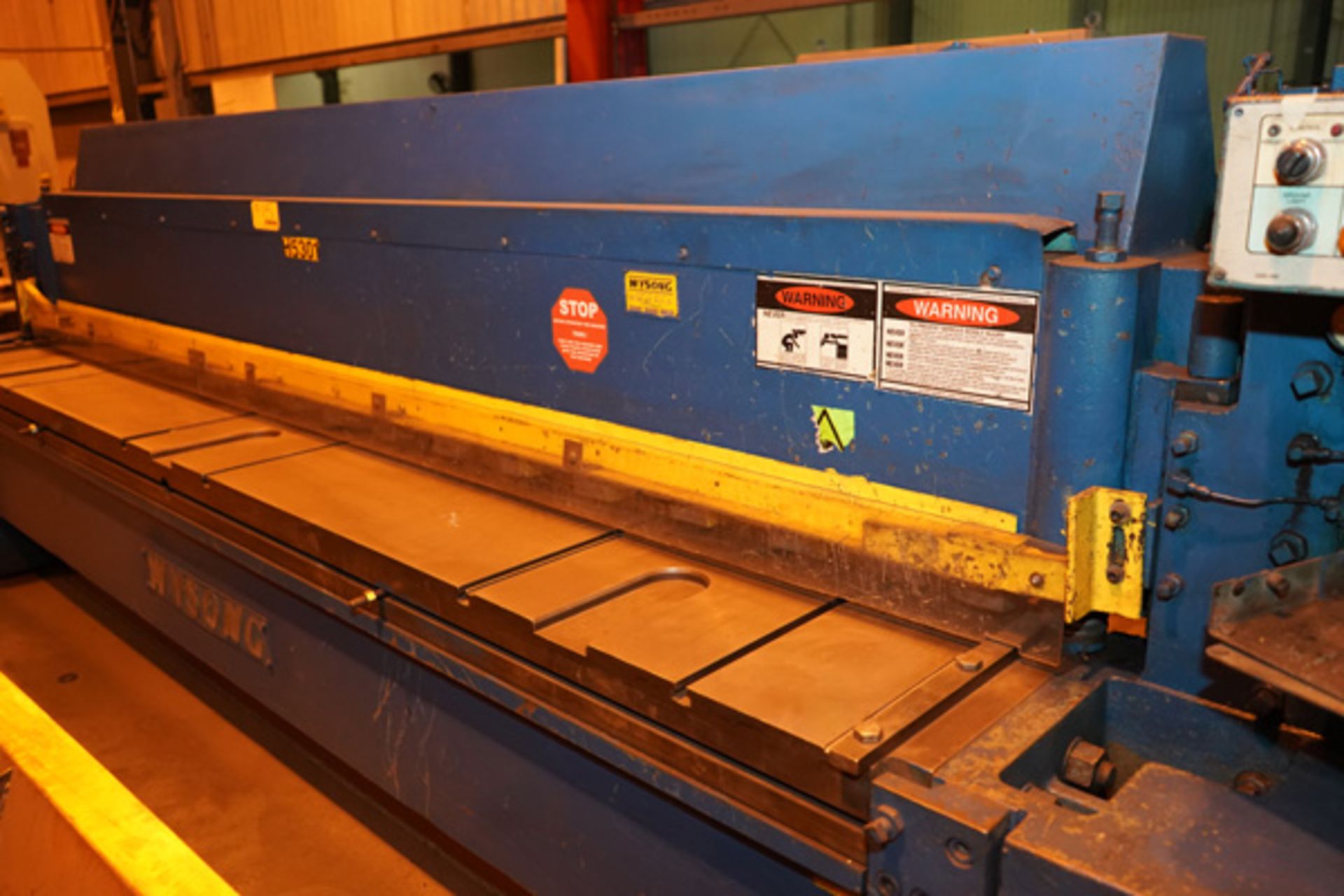 Wysong 1/4'' x 12' Power Shear, Mdl: 1225, Front Operated Power Back Gauge, S/N: P28-442 - Image 4 of 9