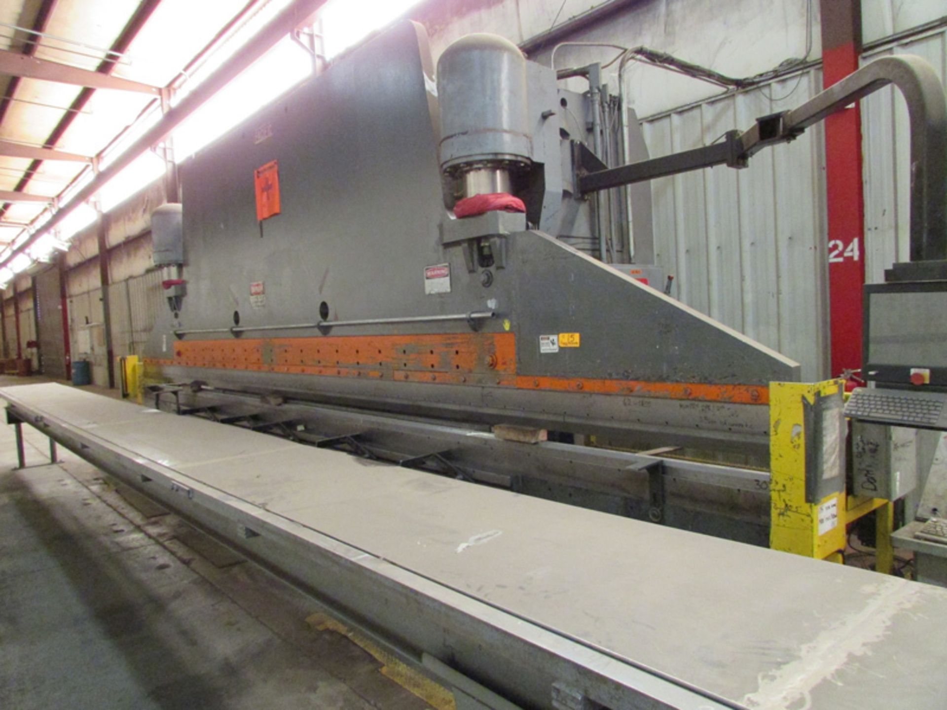 Pacific CNC Hyd. Press Brake, 400-Ton x 30' - Located In Pomona, CA - 8332 - Image 3 of 24